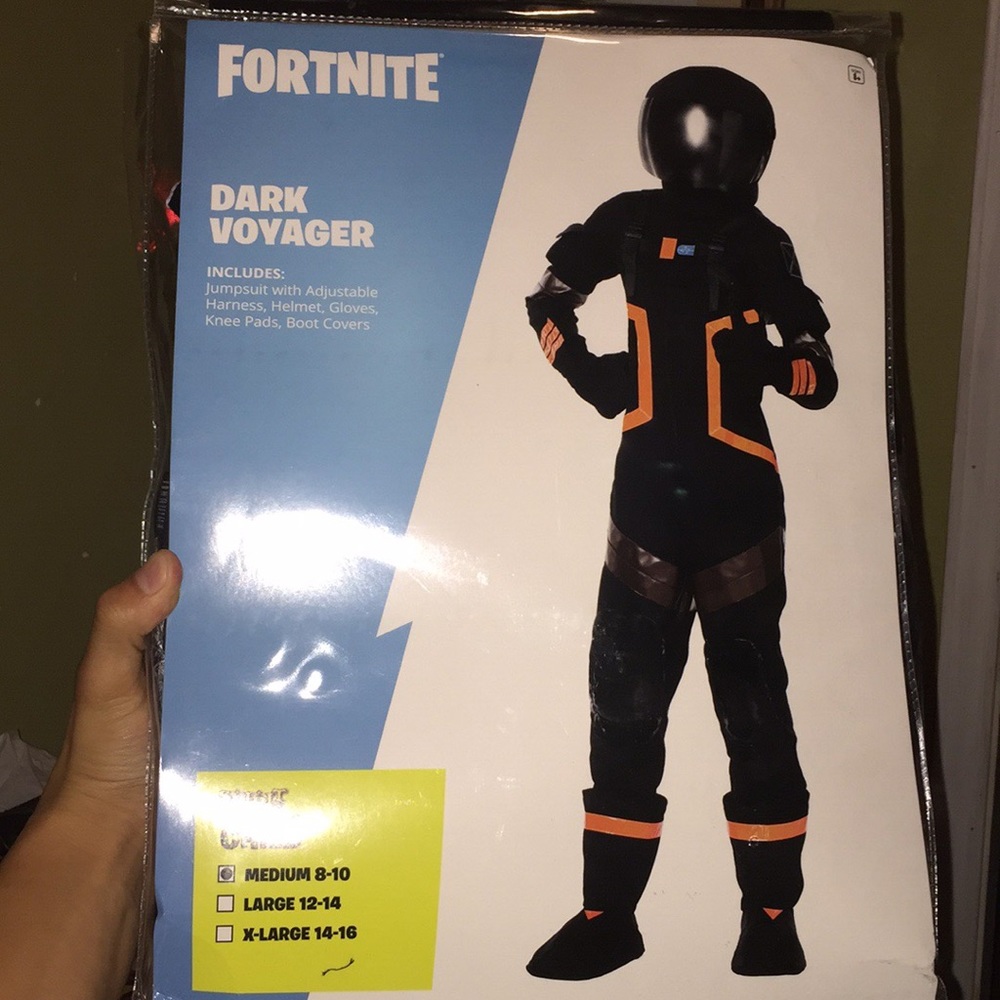 FORTNITE DARK VOYAGER BOYS!!! (Medium 8-10)